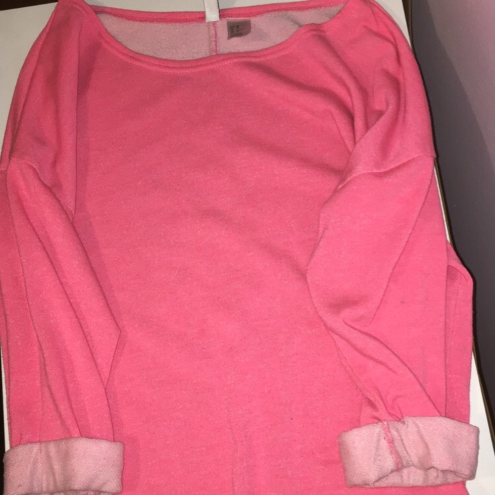 🎉LOWEST PRICE🎉 Hot Pink H&M sweater