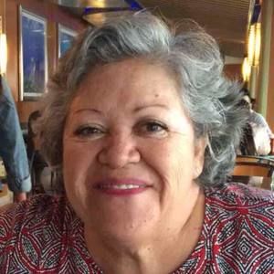 Meet your Posher, Violeta