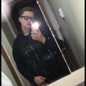 Meet your Posher, Dylan