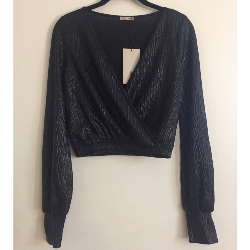 Metallic cropped long sleeve