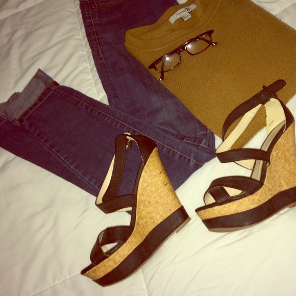 SOLD - Picture 1 of 2