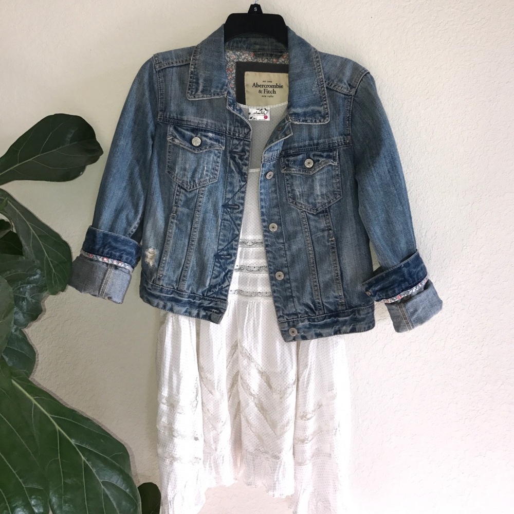 Abercrombie & Fitch Antique Jean Jacket - Picture 4 of 5