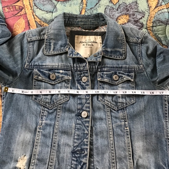 Abercrombie & Fitch Antique Jean Jacket - Picture 5 of 5