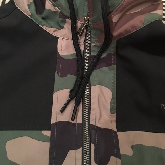 North face camo - Picture 2 of 3