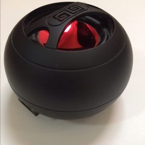 A L Speaker