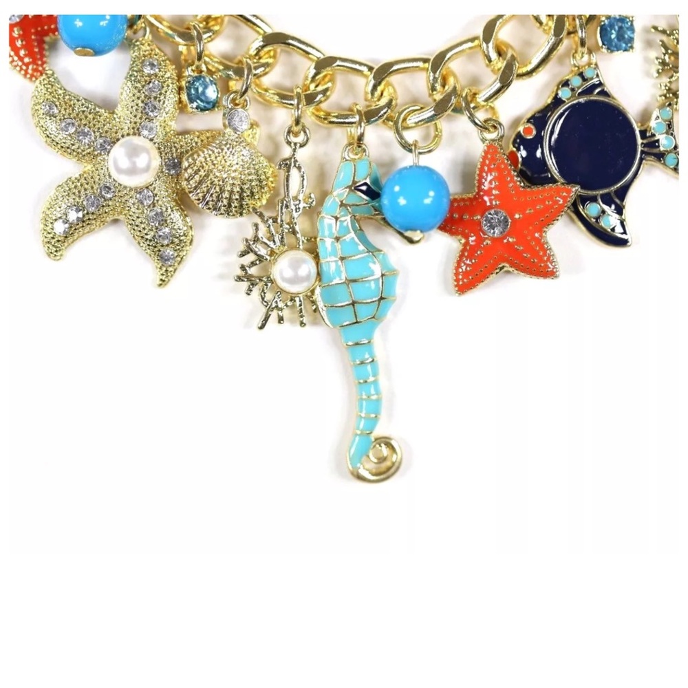 Cluster Starfish Seahorse Necklace - Picture 4 of 7