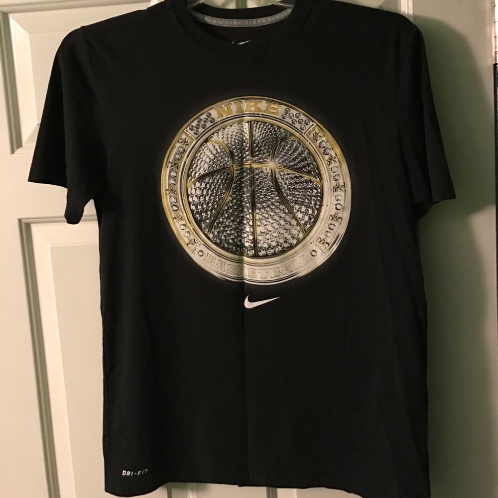 Black Nike Basketball Tee