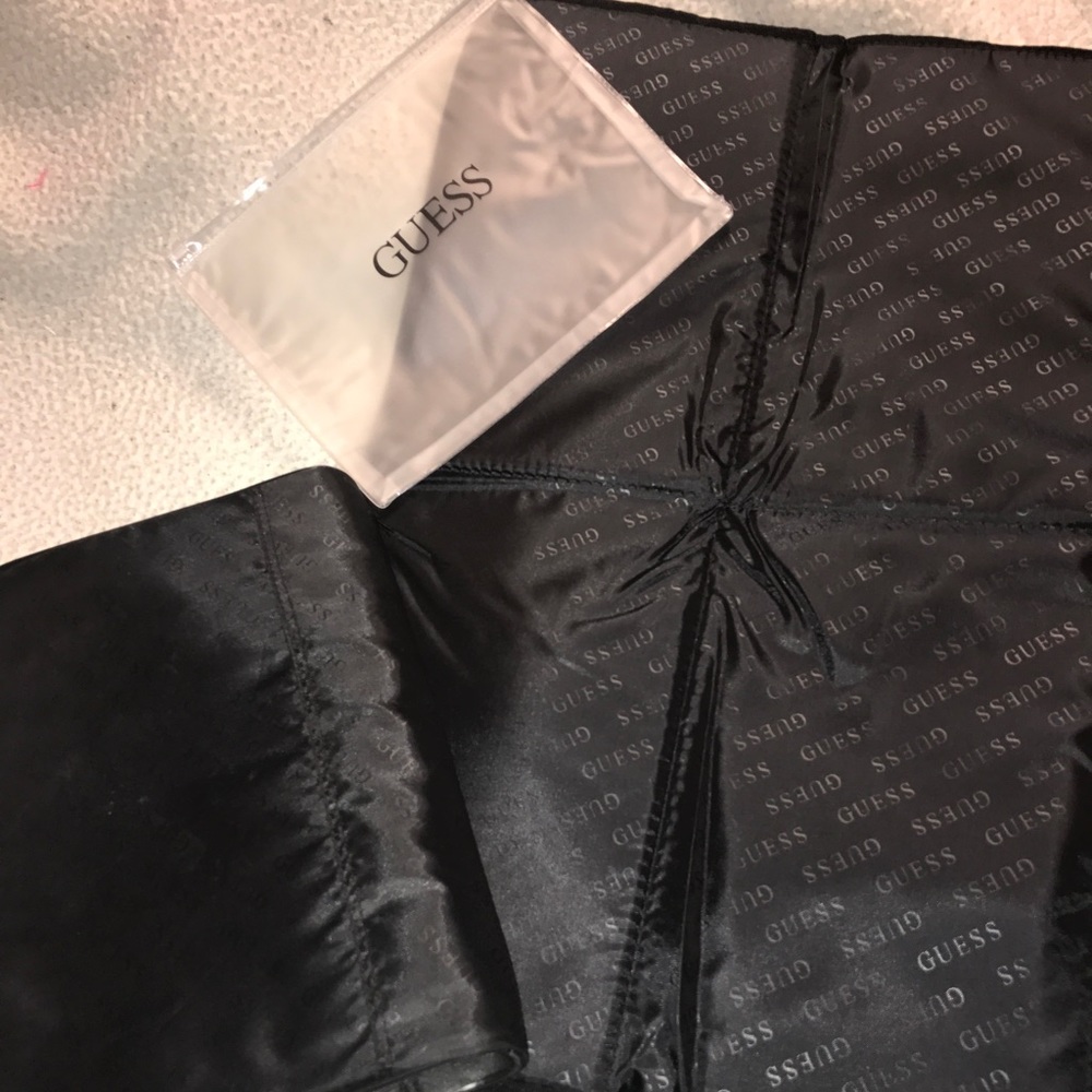 Guess changing pad