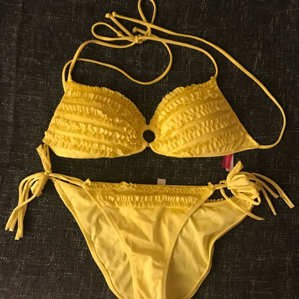 Victoria's Secret Swimming Suit💛