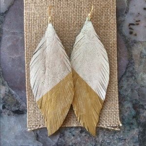 Leather earrings