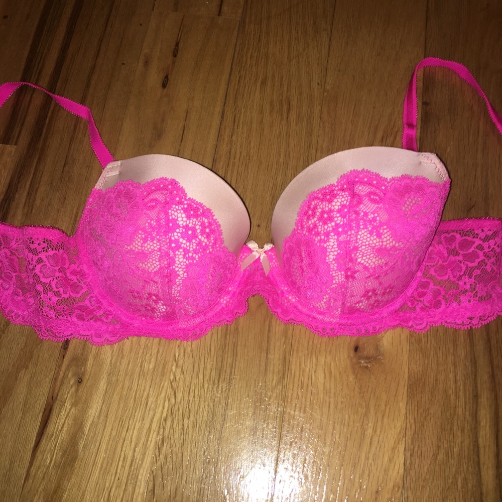 VS Lace Bra