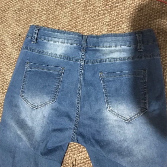 Nice and comfy stretchy like cut shorts size Large - Picture 7 of 7