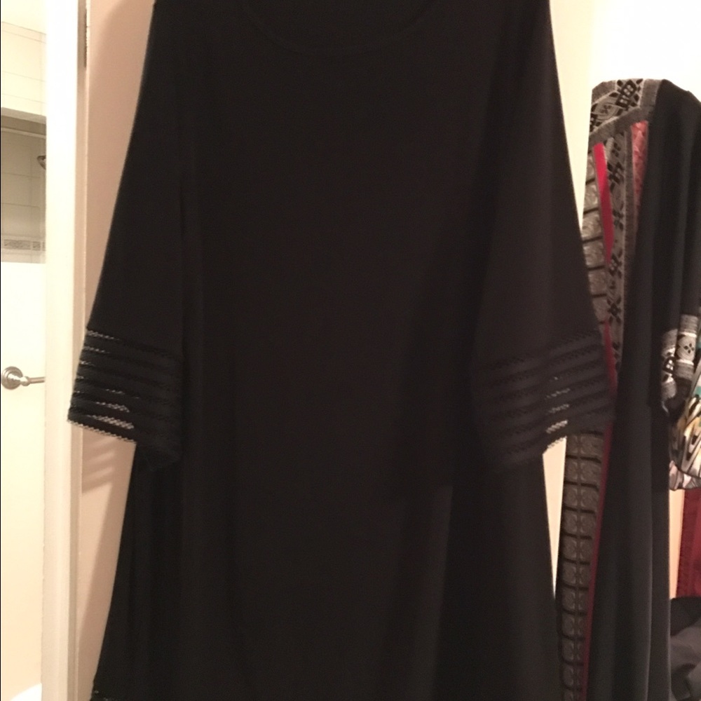 Black dress for any occasion.