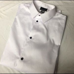 White slim fit men's dress shirt