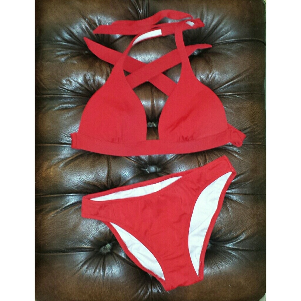 Red VS Bikini