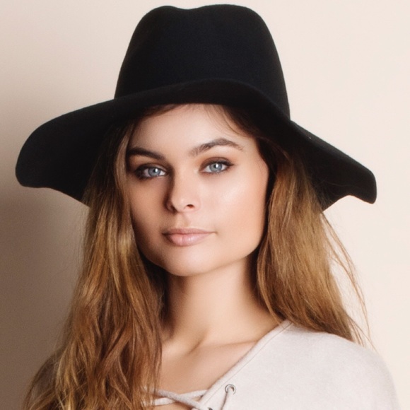 Black Fedora Hat - Picture 2 of 3