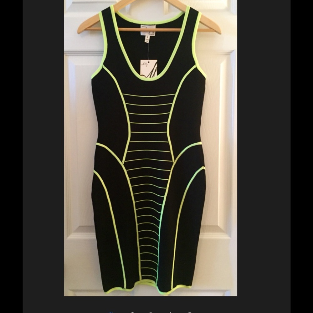 Milly Body-con Dress - Picture 4 of 5