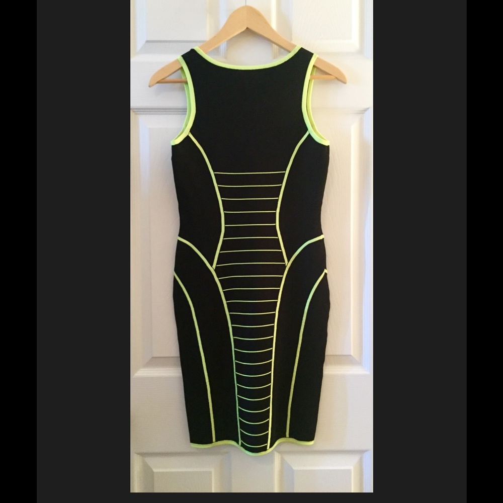 Milly Body-con Dress - Picture 5 of 5