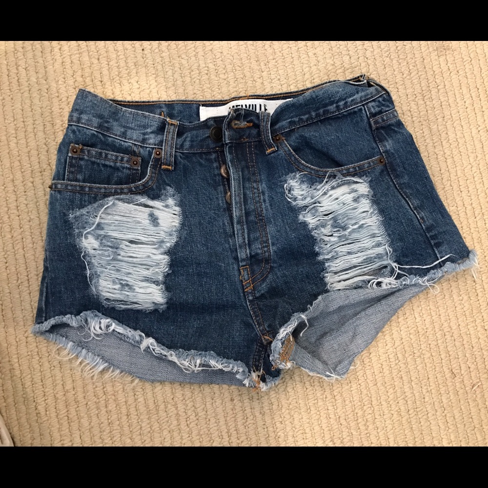 Brandy Melville distressed jean shorts from Italy