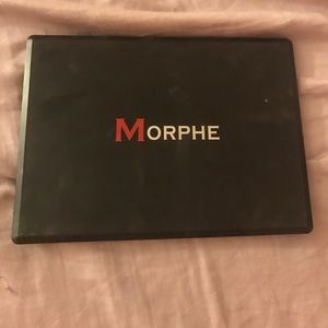 35D pallet morphe