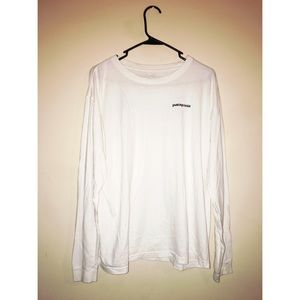 Patagonia Tshirt - Mens Large