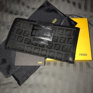 Fendi wallet - box, duster and authenticity card