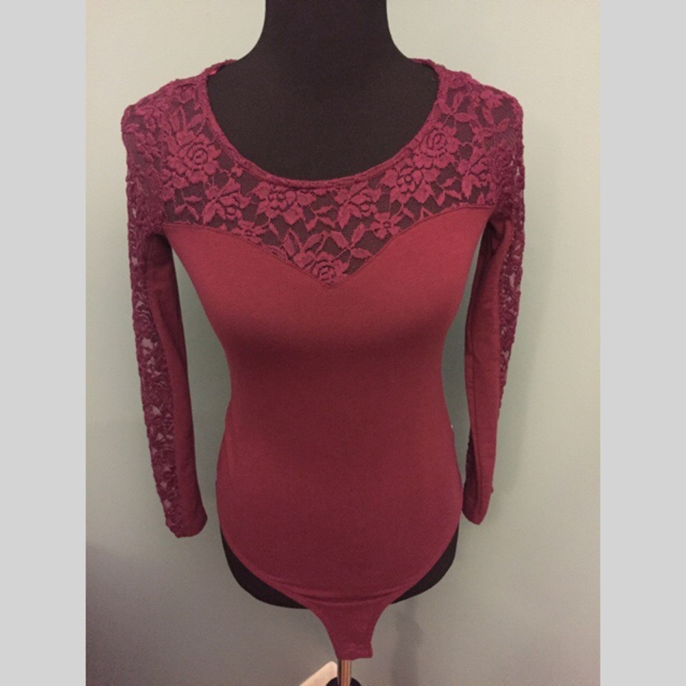 Long sleeve maroon onesie