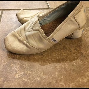 TOMS, woman's size 6.5