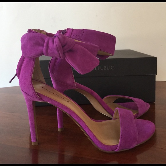 Banana Republic Shoes - NIB Banana Republic Jasmine Heeled Sandal