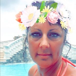 Meet your Posher, Becky