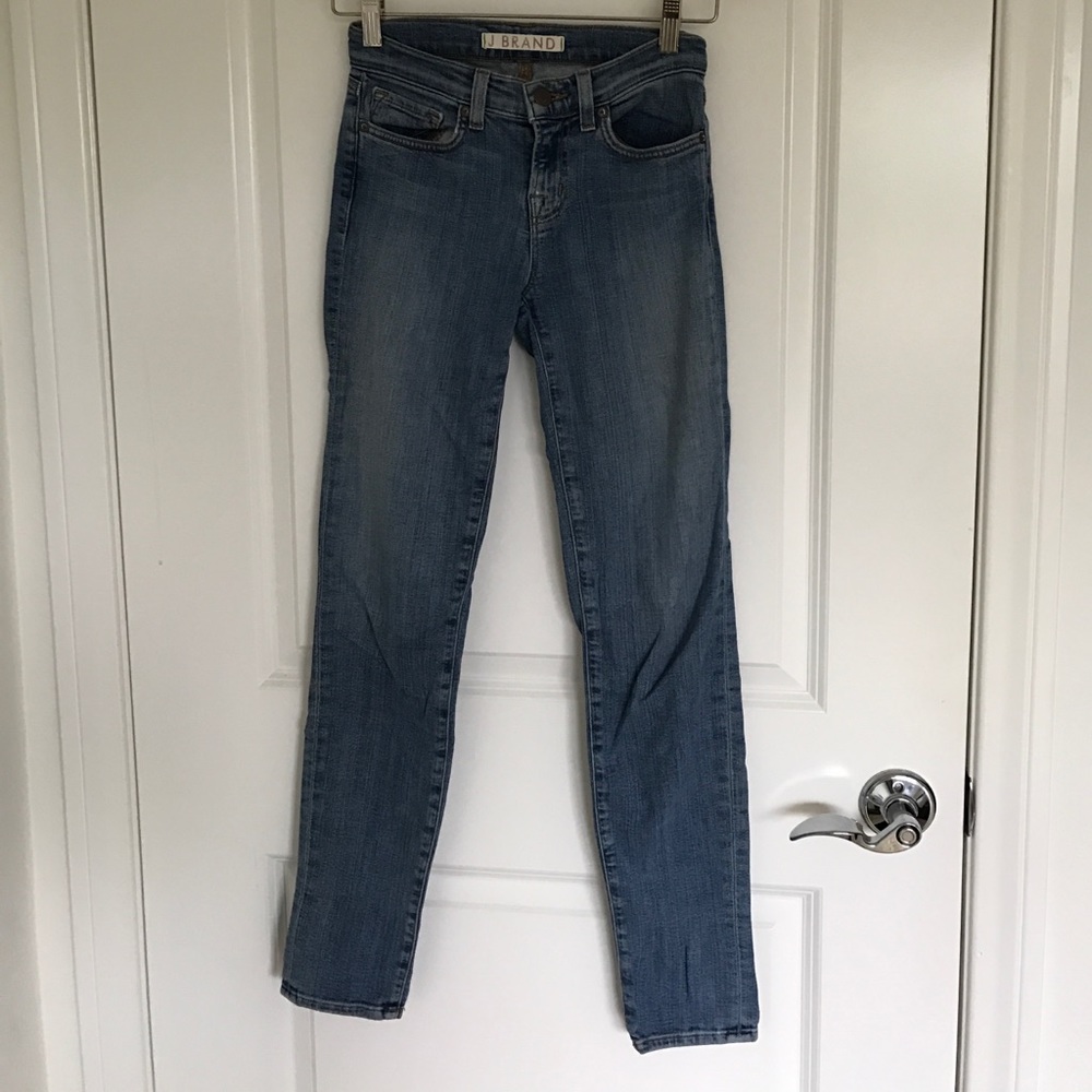 J Brand skinny jeans in Coastal. sz 24