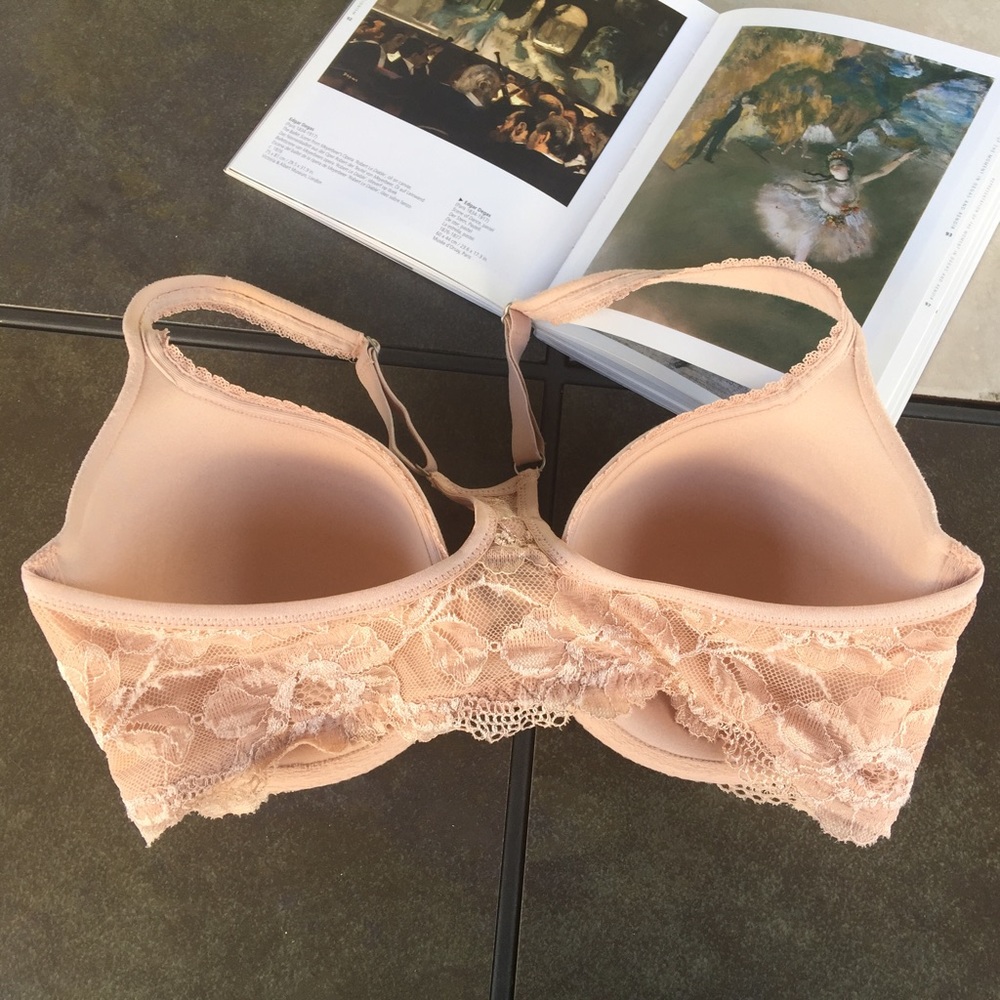 VS Racerback Demi - Picture 2 of 3