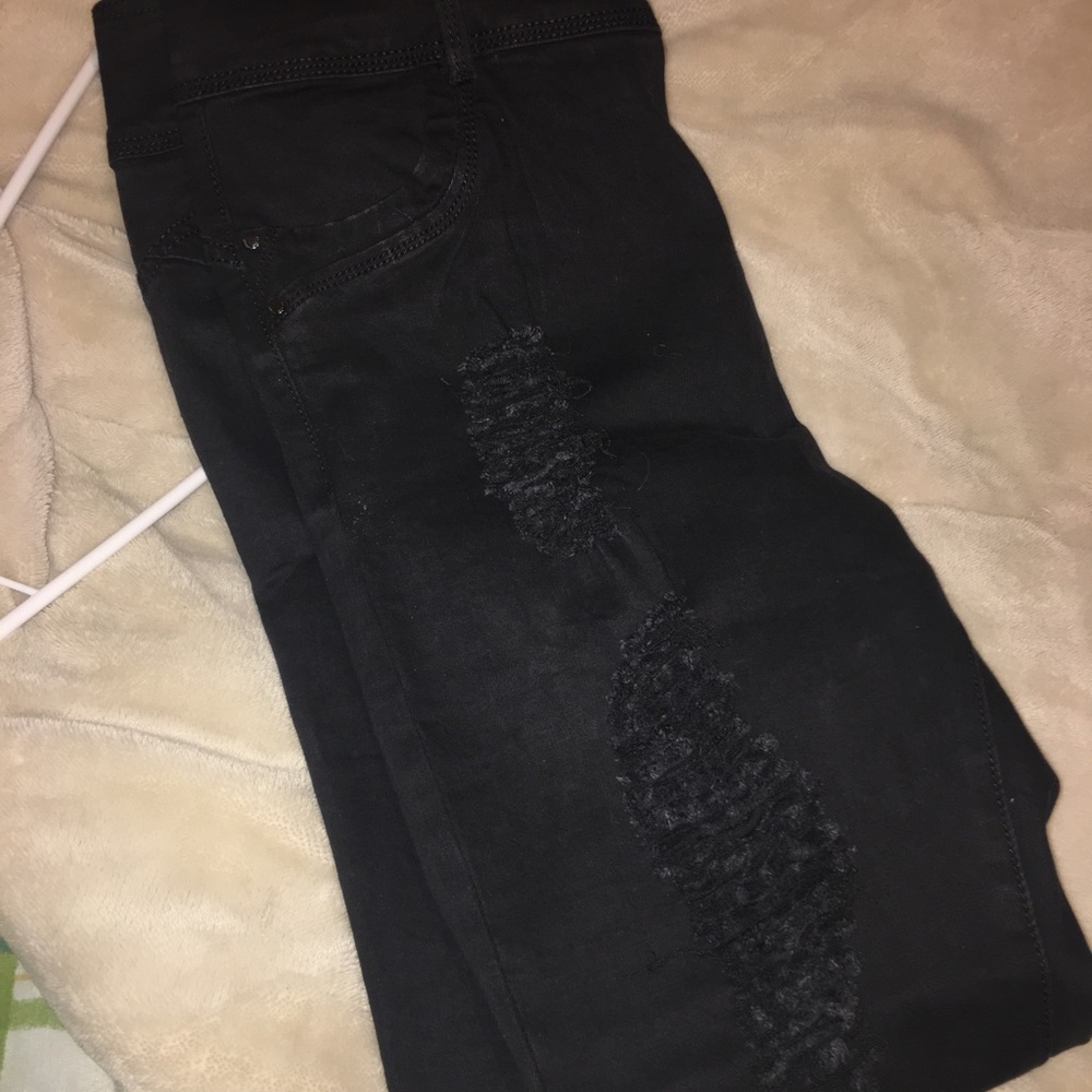 Black Boohoo Skinny Jeans!