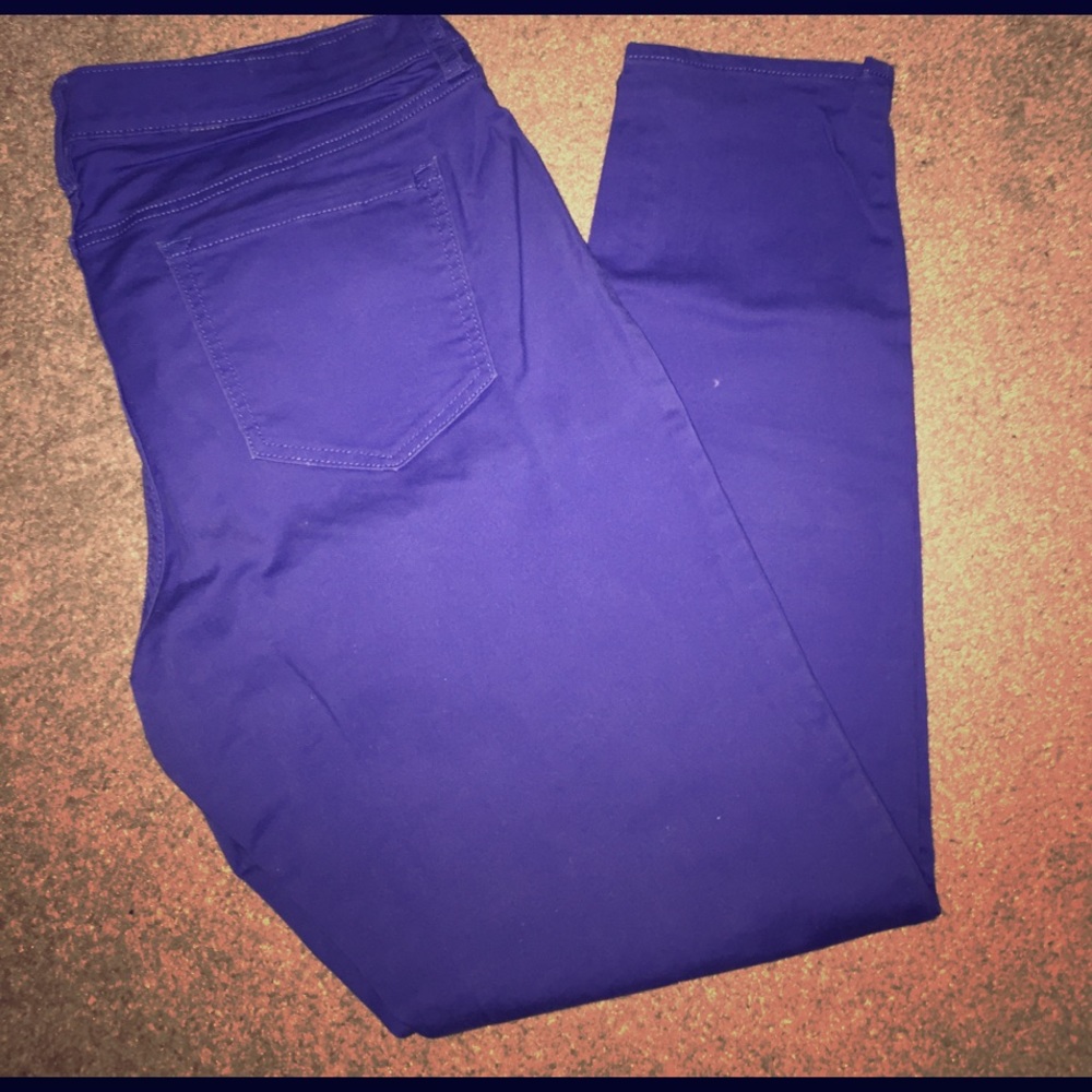 Bright cobalt blue skinny jeans