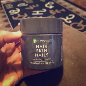 It Works "Hair Skin Nails"