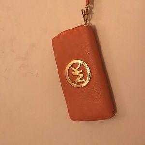 Non Authentic Michael Kors Coral wristlet
