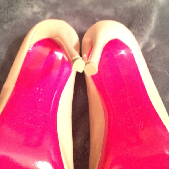 Nude So Kate!!!!! - Picture 3 of 6