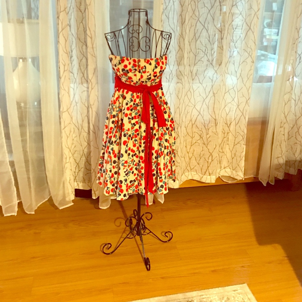 Strapless dress
