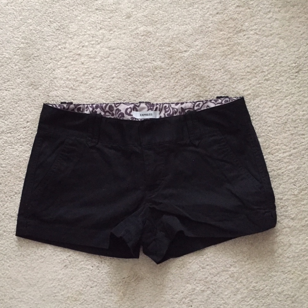 Express shorts, sz 4, NWT
