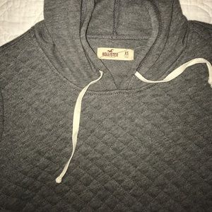Hollister Cropped Quilted Hooded Sweatshirt