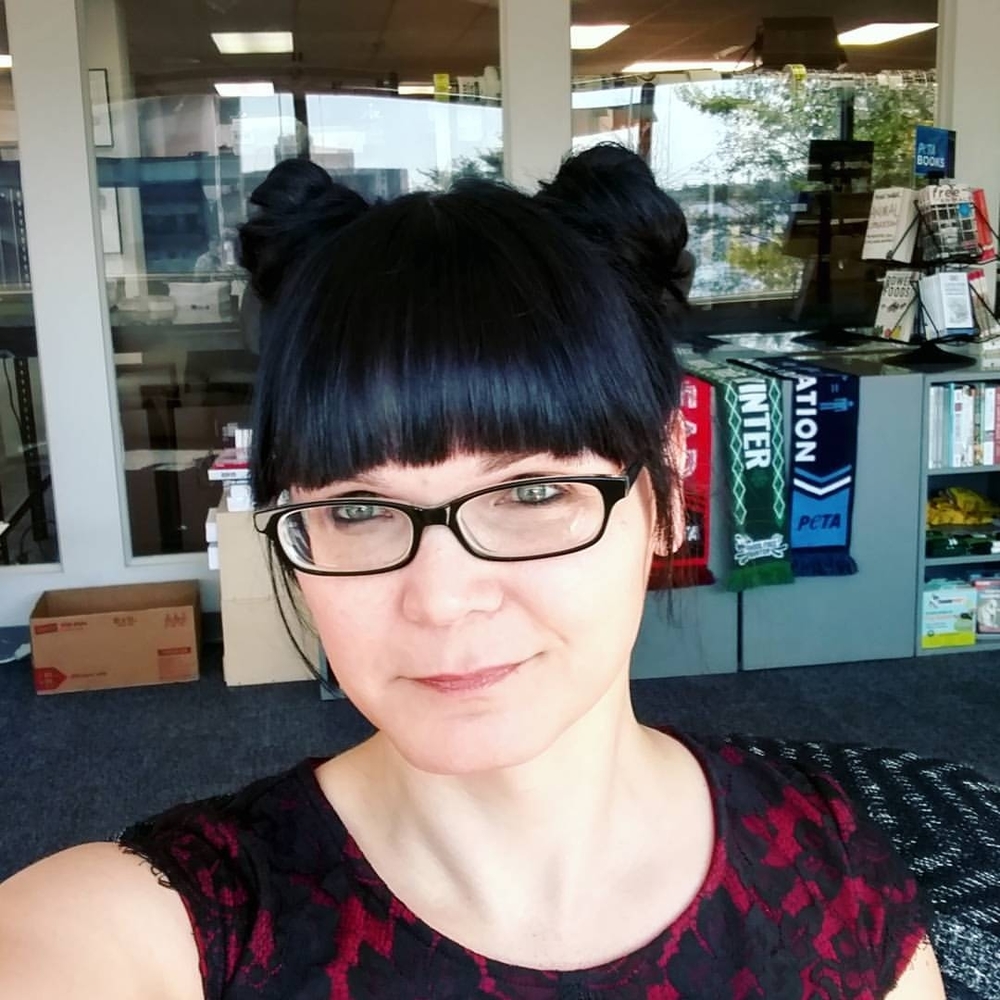 Meet your Posher, Kara