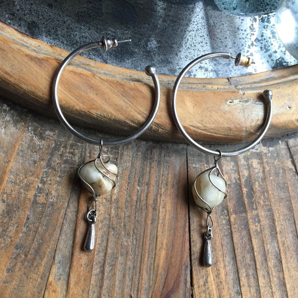 . {CRESCENT} Rock-stud solid Sterling hoops - Picture 1 of 8