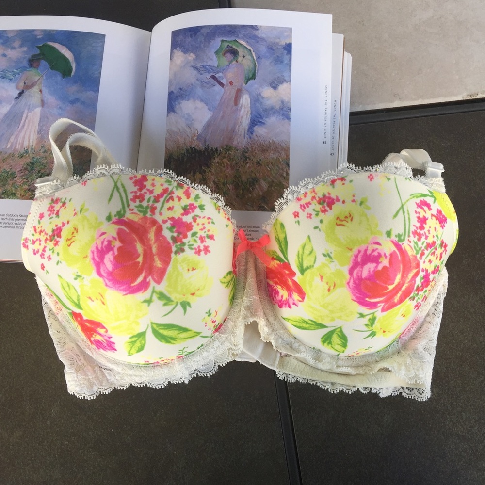 VS Dream Angels Lined Demi Bra