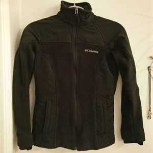 Columbia Women's Fit Zip up