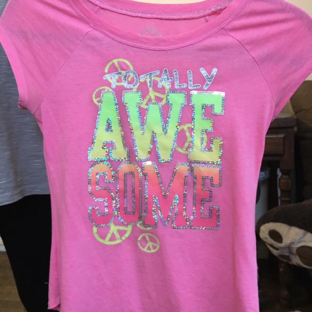 Pink tee
