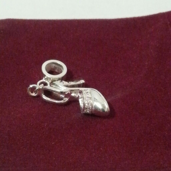 Sliver Stelleto Charm with Velvet pouch - Picture 4 of 4