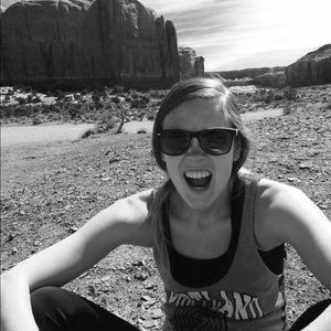 Meet your Posher, Andrea