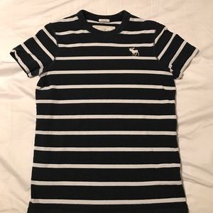 Abercrombie & Fitch - Muscle Tee - Small