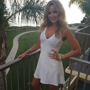 Sanctuary White Flower Embossed Dress Size XS!