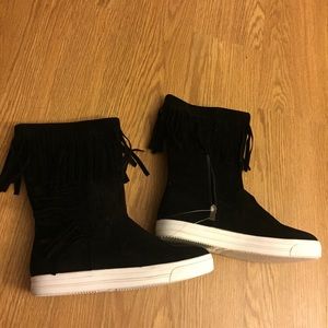 Fringe booties